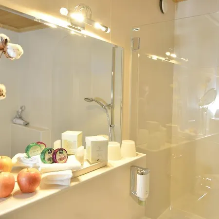 Hotel Diana Seefeld w Tirolu