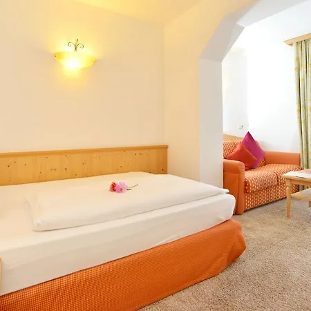 Hotel Diana Seefeld w Tirolu