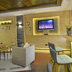 Hotel Diana