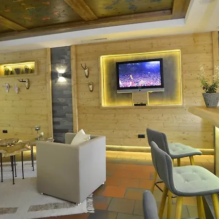 Hotel Diana